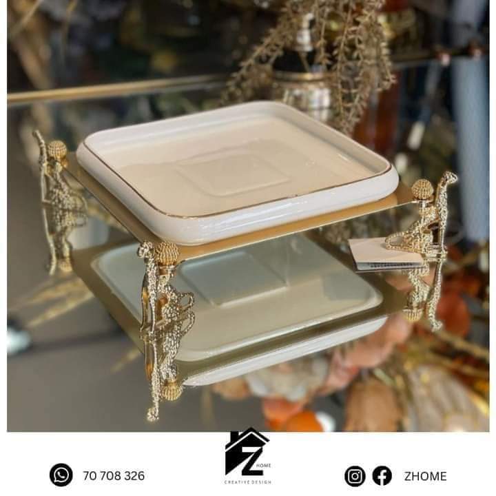 White plate with gold base tiger legs - Image 2