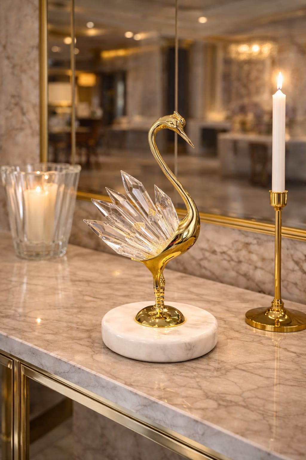 Duck gold with a base marble white