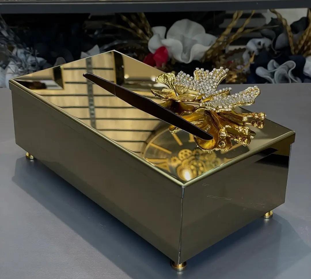 Tissue box gold