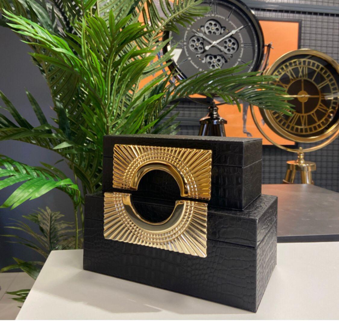 Orange decorative  box with a luxurious gold handle - Image 5