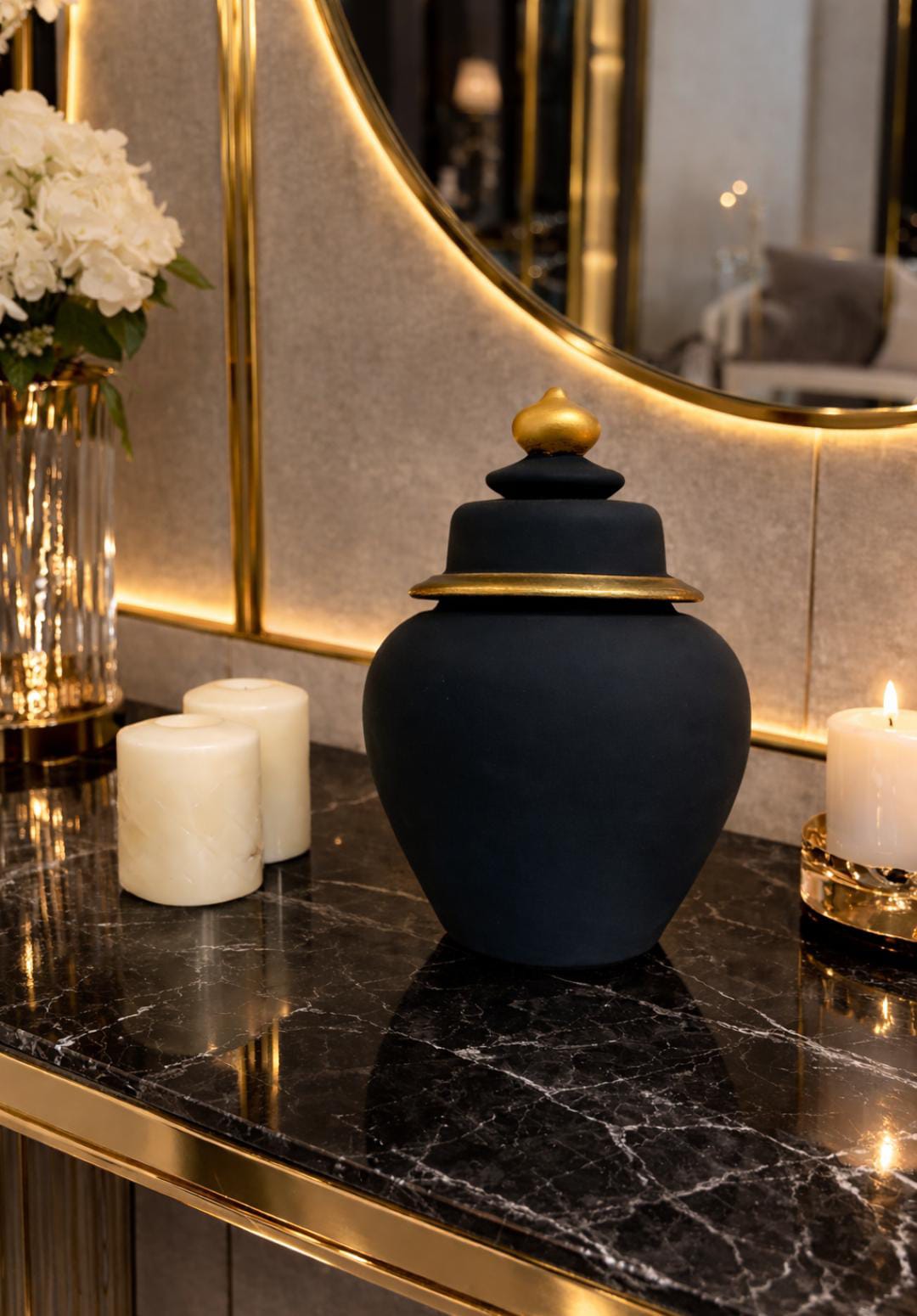 Decorative ceramic ginger jar with a removable lid and gold accents - Image 2