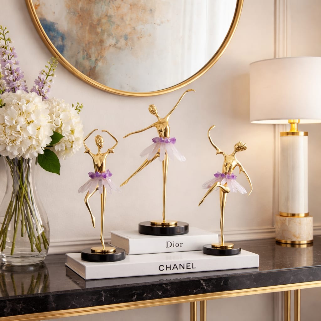 Dancing girls - Image 2